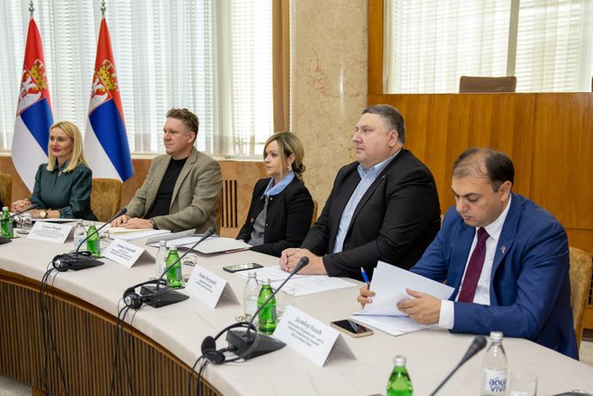 konstitutivna sednica Koordinacionog tela za unapređenje položaja Roma i Romkinja