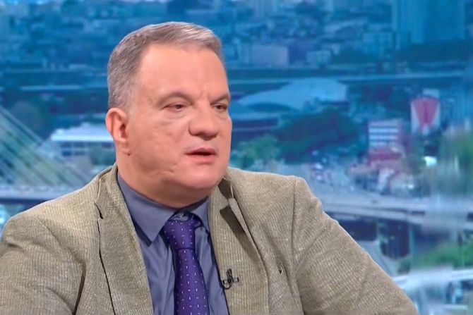 Ministar prosvete, Dejan Vuk Stanković