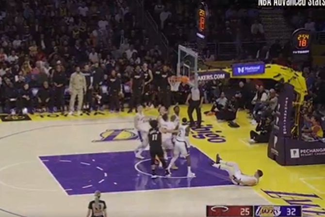 Luka Dončić, Nikola Jović