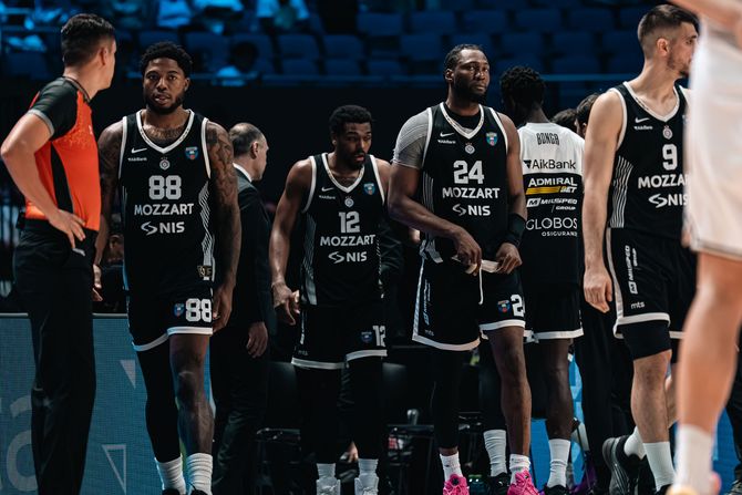 KK Dubai - KK Partizan