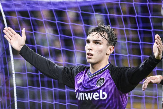 Mihajlo Cvetković - FK Anderleht