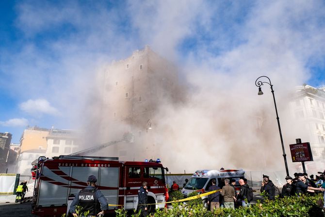 Urušavanje Kontijeve kule u Rimu