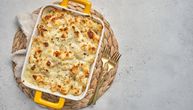 Poznati ,,mac and cheese’’ u zdravoj varijanti: Recept za pečene makarone sa karfiolom i “sirom”