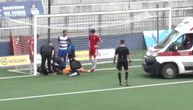 Horor na utakmici Prve lige Srbije, golman pao na zemlju, nepomično ležao, Hitna pomoć ga iznela sa terena