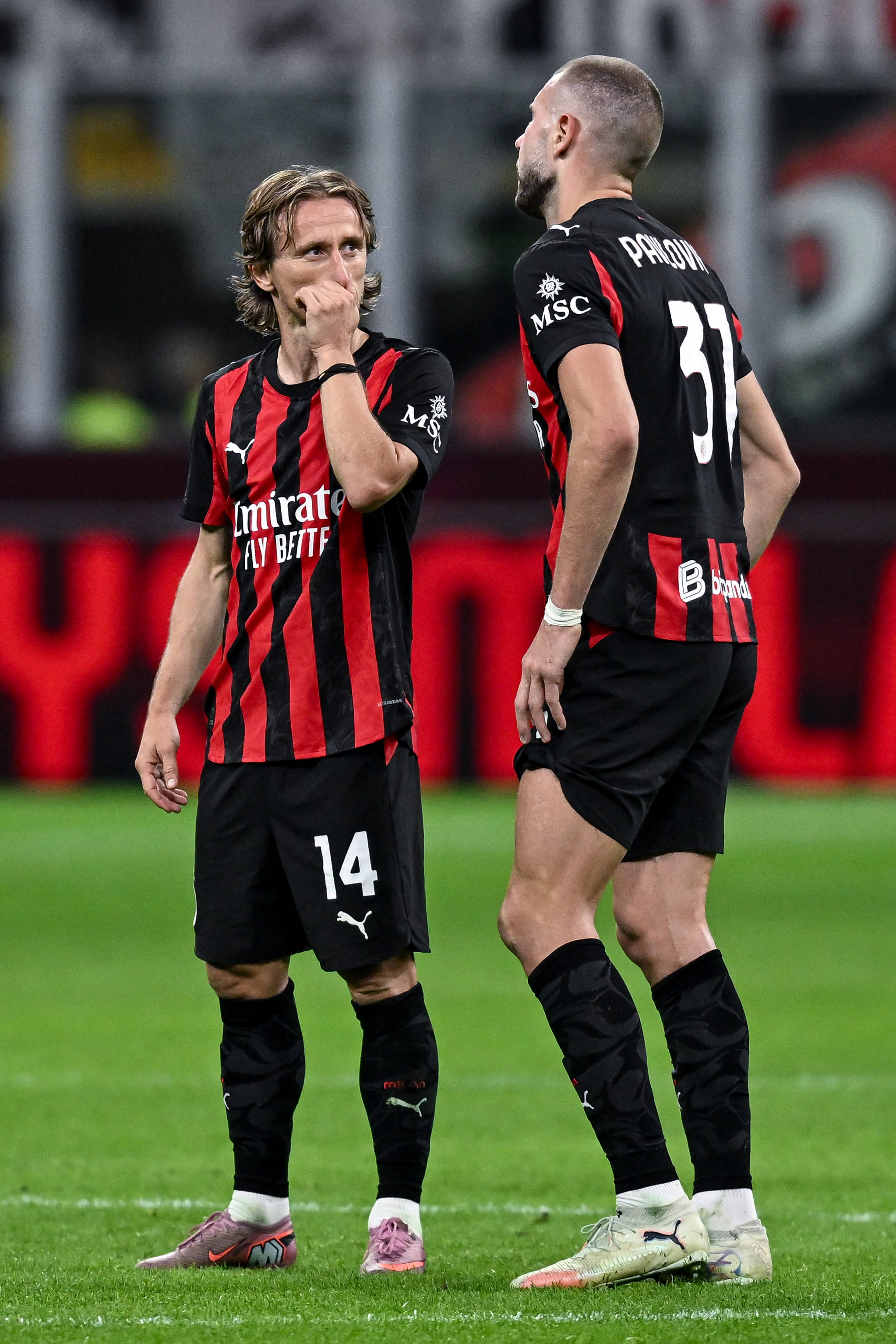 Milan i Pavlović se "igraju" sa plasmanom u Ligu šampiona: Strahinja dao gol i sprečio katastrofu, ali uzalud