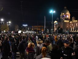 Studenti u blokadi građani Takovska ulica Skupština Srbije protest blokada Dijana Hrka štrajk glađu