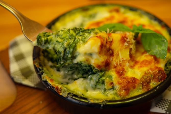 Zapečeno jelo sa spanaćem i sirom