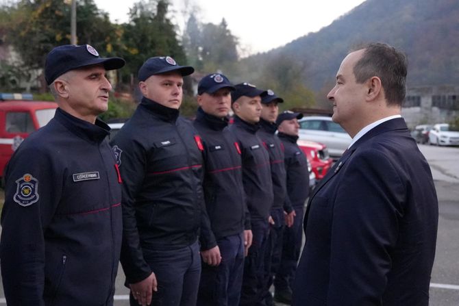 Ivica Dačić policija Mali Zvornik