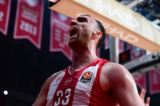 KK Olimpijakos - KK Partizan - Nikola Milutinov