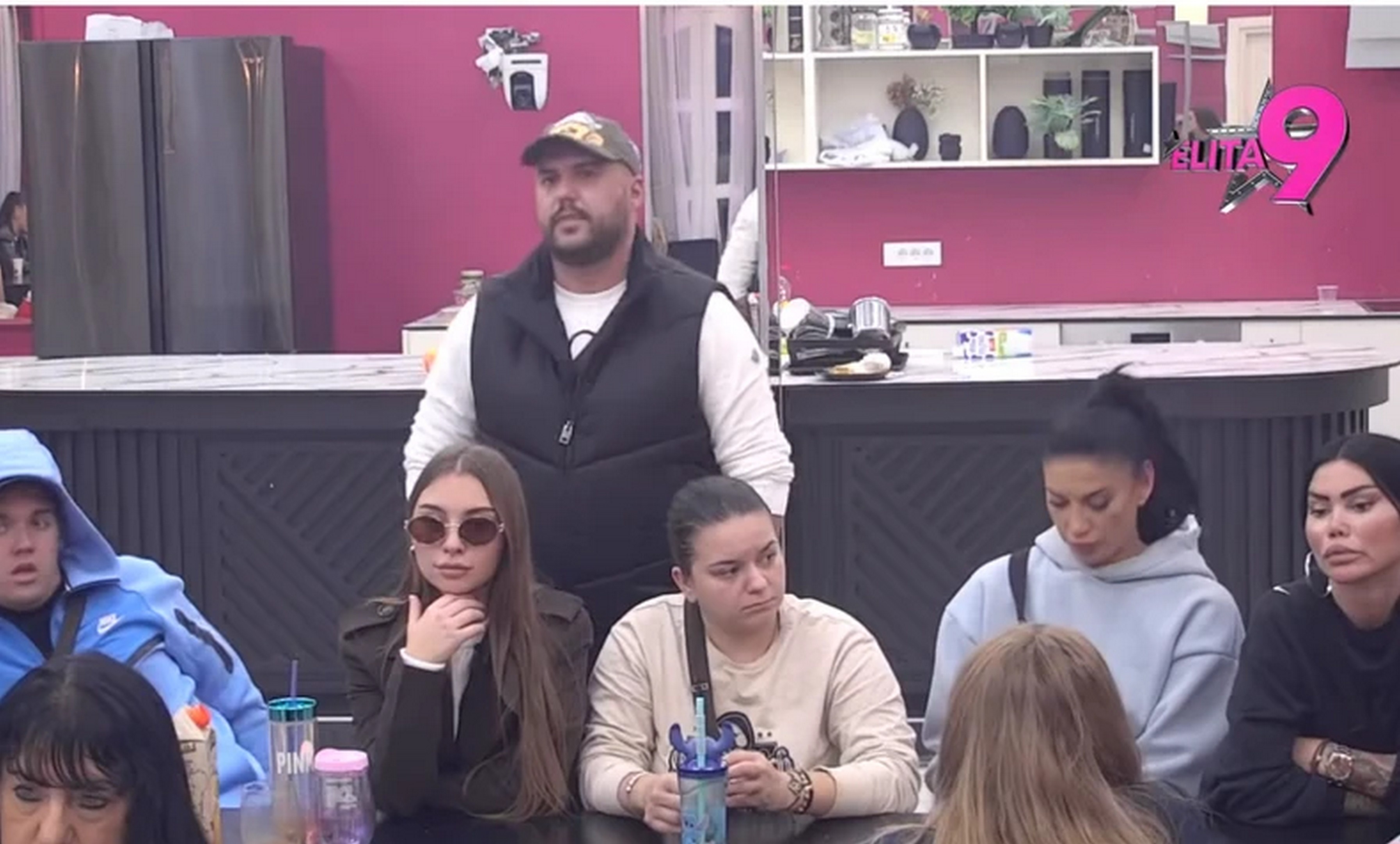 Asmin otkrio šok informaciju Aneli: Pominjao Anitu i Luku, evo šta je saznala od njega "Ko ti je to rekao?"