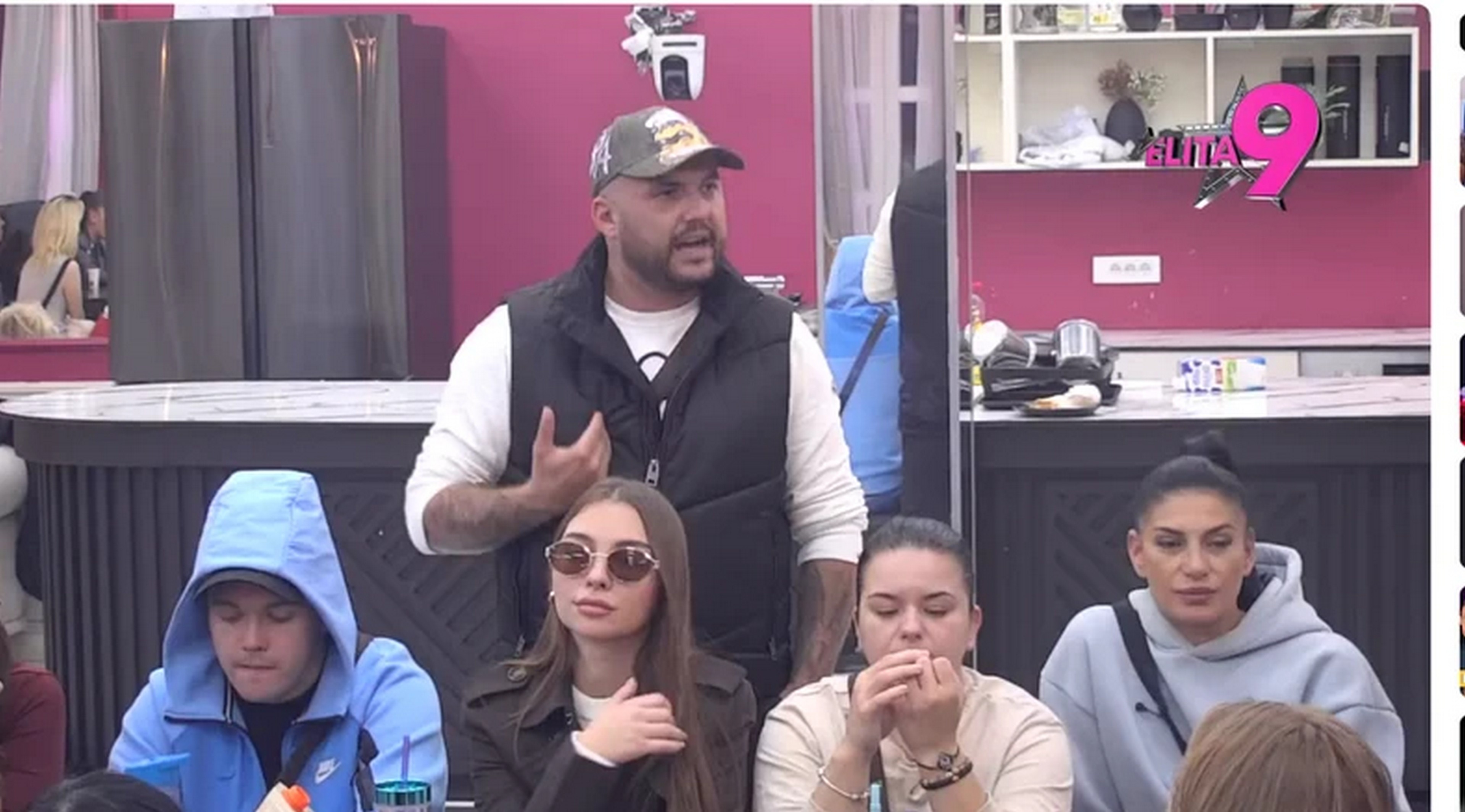 "Nisam nikad bio lud za njom" Asmin unakazio Aneli u raspravi: Ahmićeva se odmah iskalila na Luku