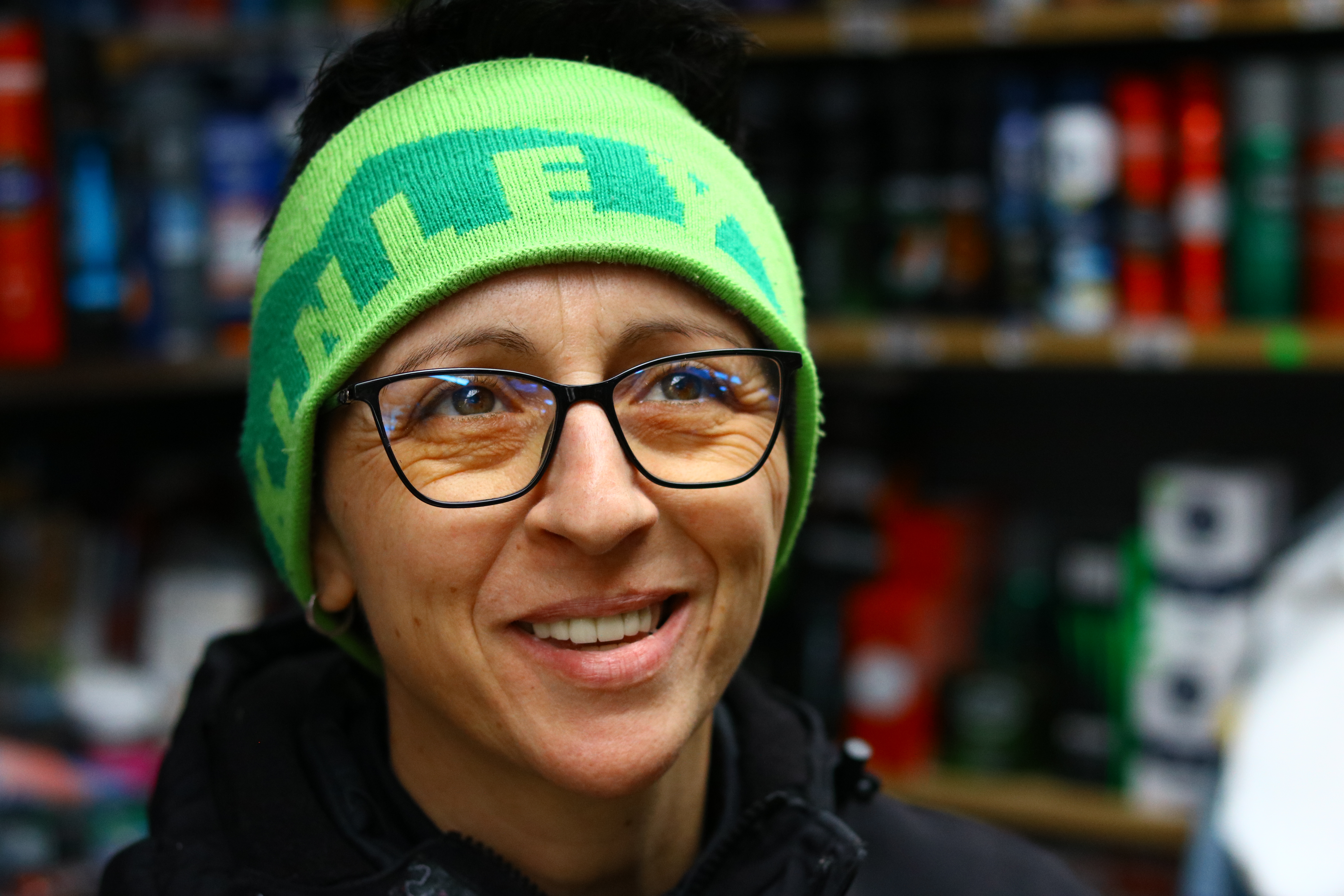 Ivana videima s pijace uveseljava ljude, a sad je sve rasplakala: Nemoćnu baku zvala na tezgu, pa uradila ovo