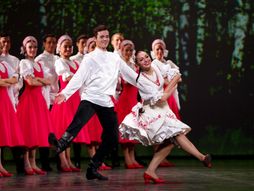 Čuveni folklorno-baletski ansambl "Balet Igora Mojsejeva" nastupio u Sava centru