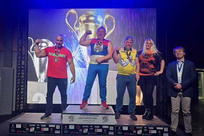 Svetski kup, obaranje ruku