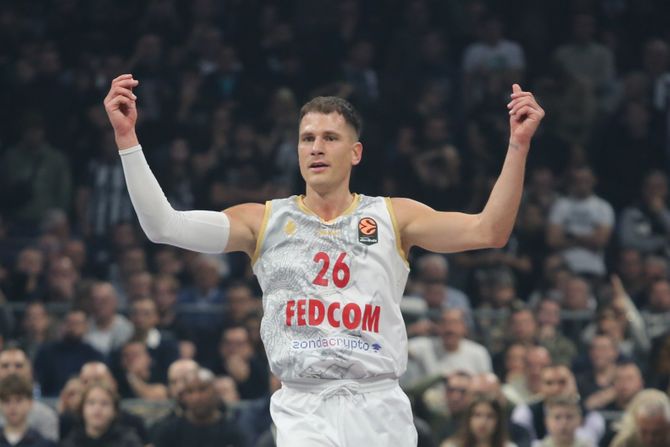 KK Partizan - Monako