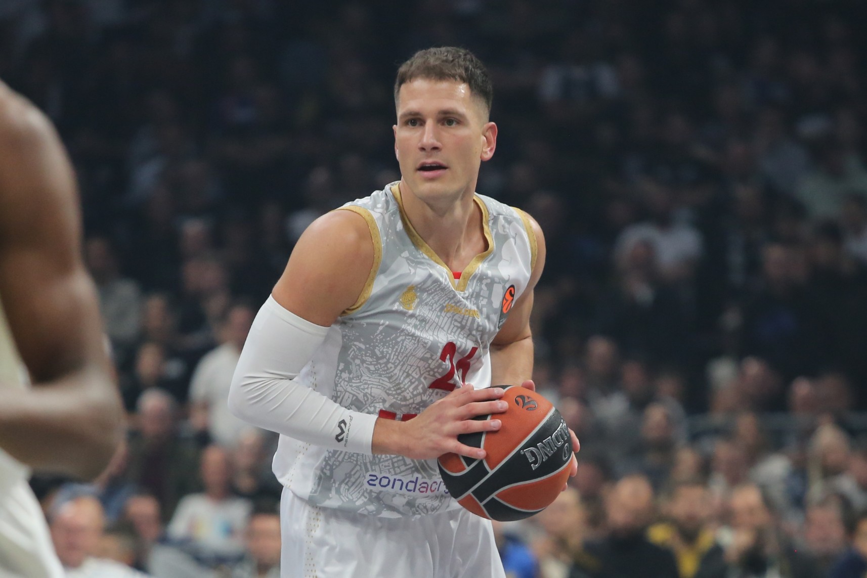 Nemanja Nedović uradio ono što nije nikada u karijeri, Majk Džejms mu poslao poruku: "Održao sam obećanje"