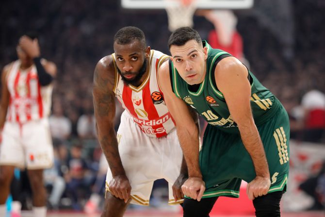 Kodi Miler Mekintajer, Kostas Sloukas