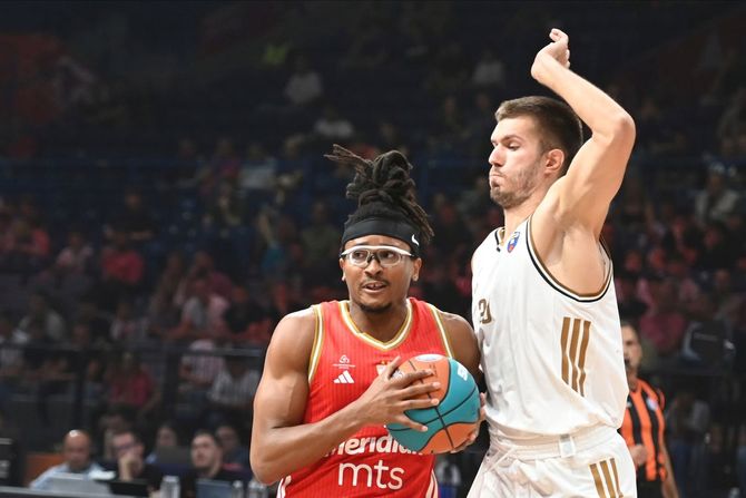 Čima Moneke, Filip Petrušev