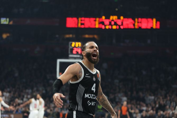 KK Partizan - Monako