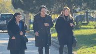 Verica Šerifović pred kraj opela napustila groblje sa ženom koja je Rajku rodila sina: Svi su ostali u čudu