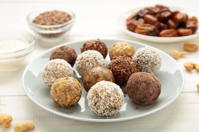 kuglice, posni kolači