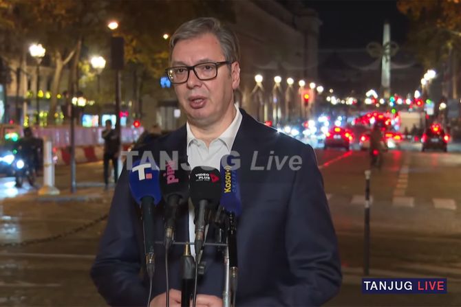 Aleksandar Vučić Pariz