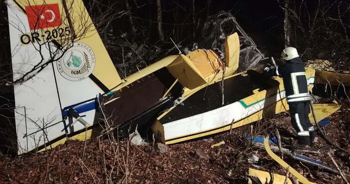 Avion je ušao u oblak na 1.500 metara i izgubio signal: Tursko ministarstvo o nesreći u Hrvatskoj - Vesti - Telegraf.rs