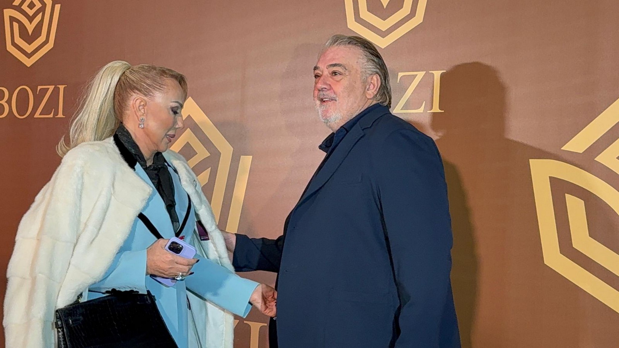 "Popucali su zidovi, 6 dana nismo izlazili iz sobe..." Šok priznanje Lepe Brene o vrelim noćima sa Bobom