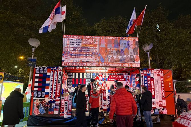 Srbija, Engleska