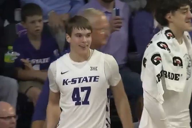 Andrej Kostić, Kaznas Stejt