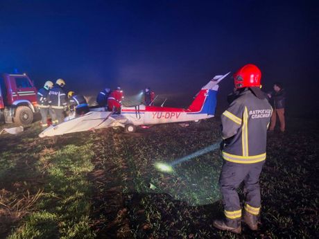 Avion pad nesreća udes