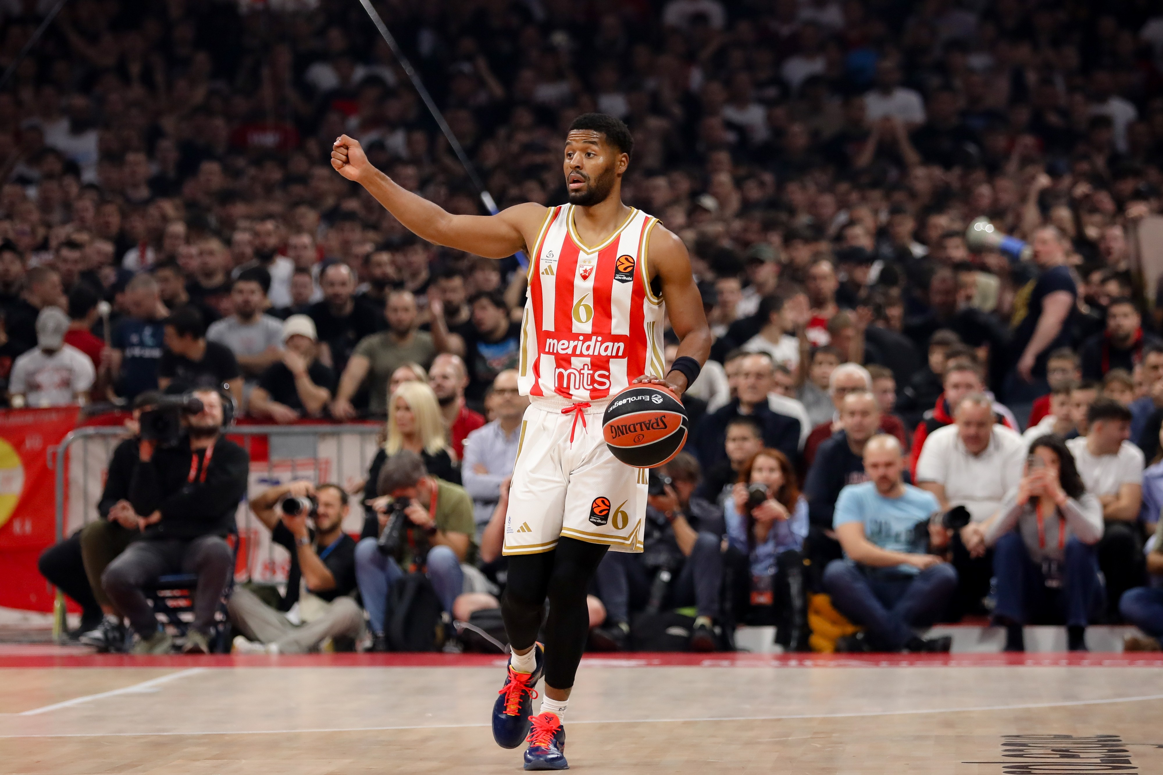 Otkriveno kako je Saša Obradović probudio Batlera: "Posle toga se vratio jači"