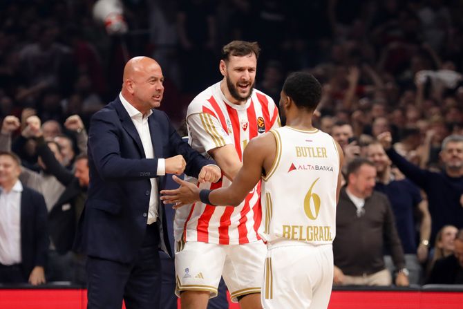 Nebojša Ilić, Uroš Plavšić, Džared Batler