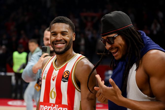 Džared Batler, Čima Moneke