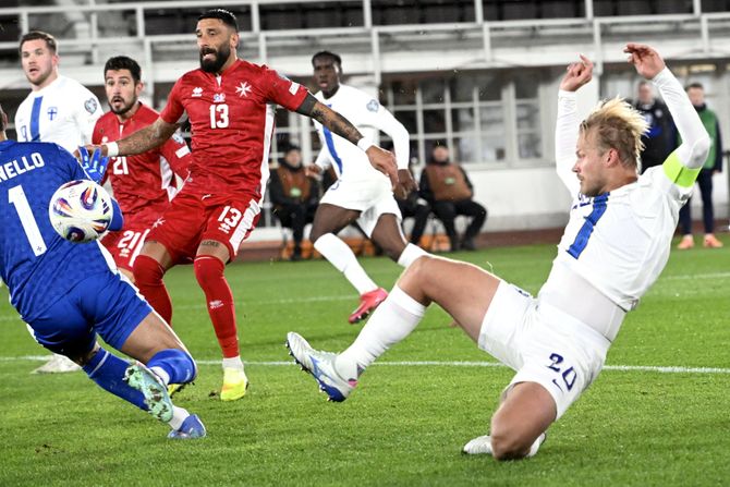 Fudbalska reprezentacija Malte Fudbalska reprezentacija Finske