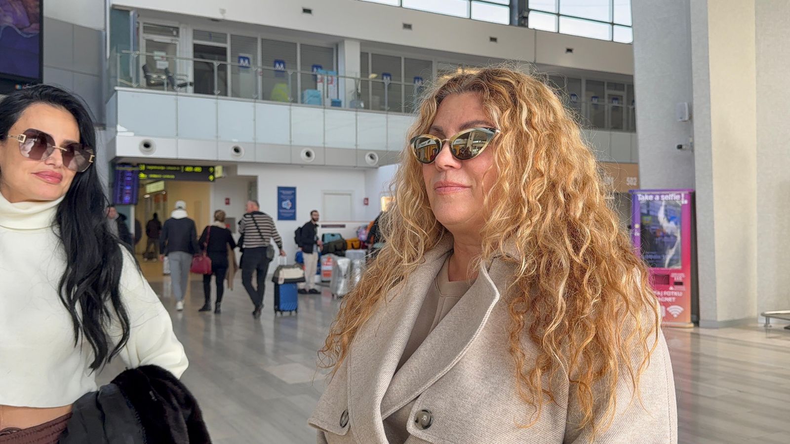 Indira danas slavi rođendan: Od sina i snajke dobila iznenađenje, a evo kako oni izgledaju "Mama, volimo te"