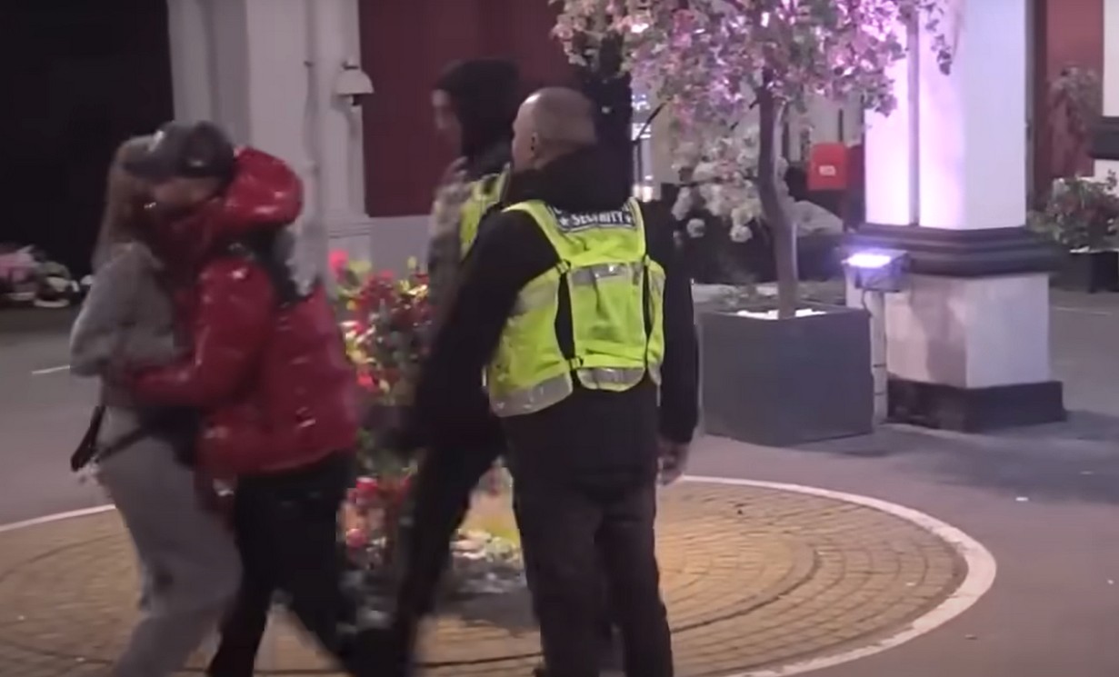 Krš i lom u Eliti! Aneli u klinču, nisu mogli da je obuzdaju! Veliki šef napravio presedan