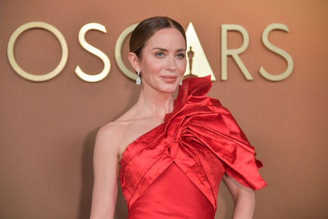 Dodela počasnog Oskara, Emili Blant