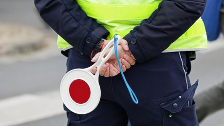 Saobraćajac, policija
