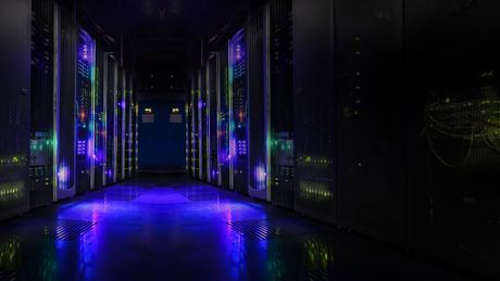 Data centar sa serverima
