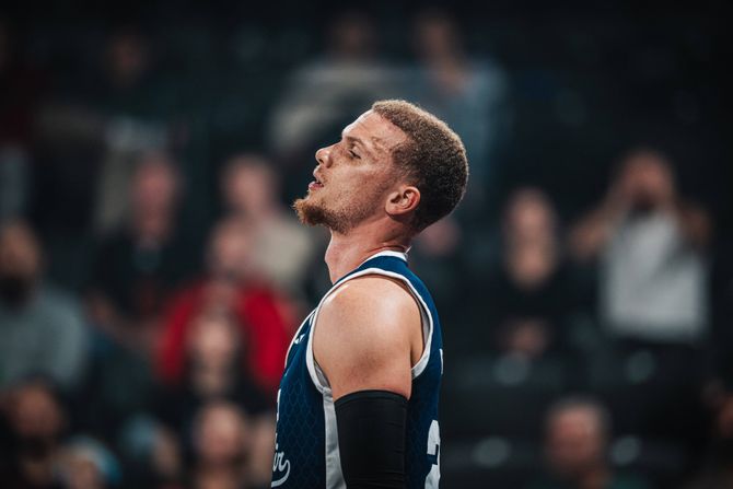 Malakaj Flin - KK Bahčešehir