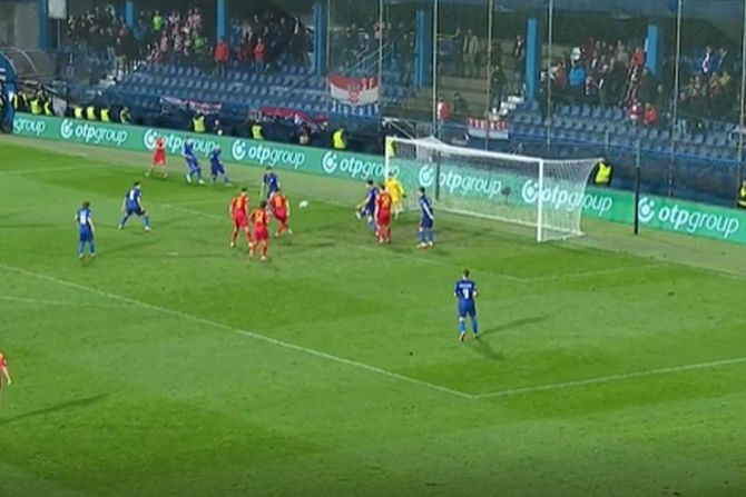 Milan Vukotić, Dominik Livaković