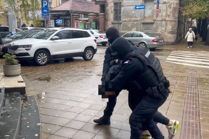 Hapsenje u NIšu, policija