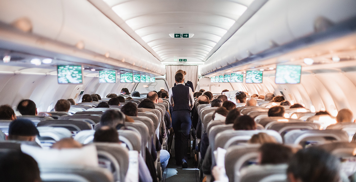 Preimenovao Bluetooth uređaj i izazvao UZBUNU U AVIONU! Putnici hitno evakuisani: "Kakva je ovo bolesna šala"