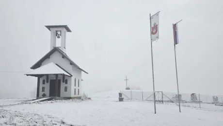 Crkva, Gornji Milanovac, sneg