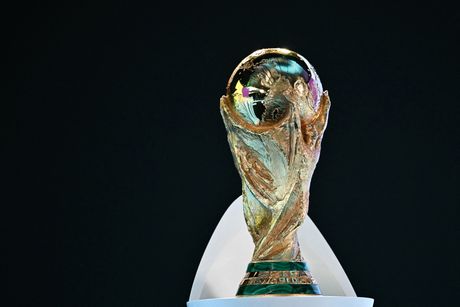 FIFA, žreb, trofej