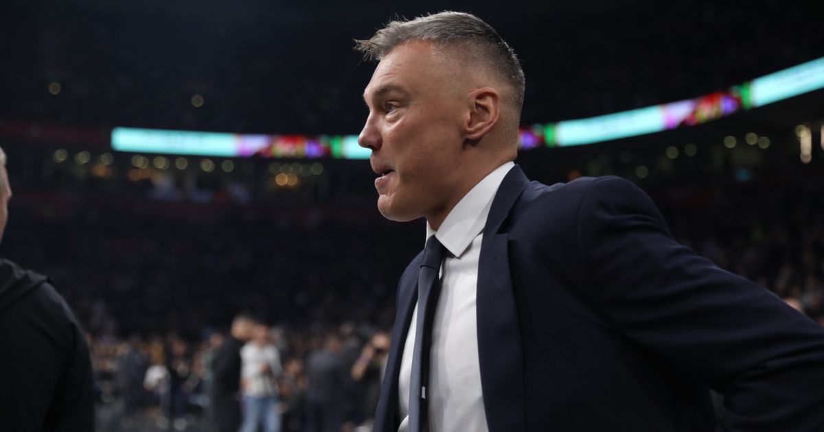 Alimpijević i Bešiktaš slave Bursu! Fenerbahče se posle drame 