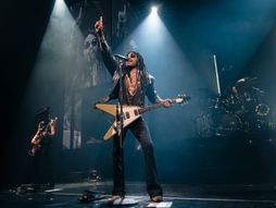 Lenny Kravitz, Leni Kravic