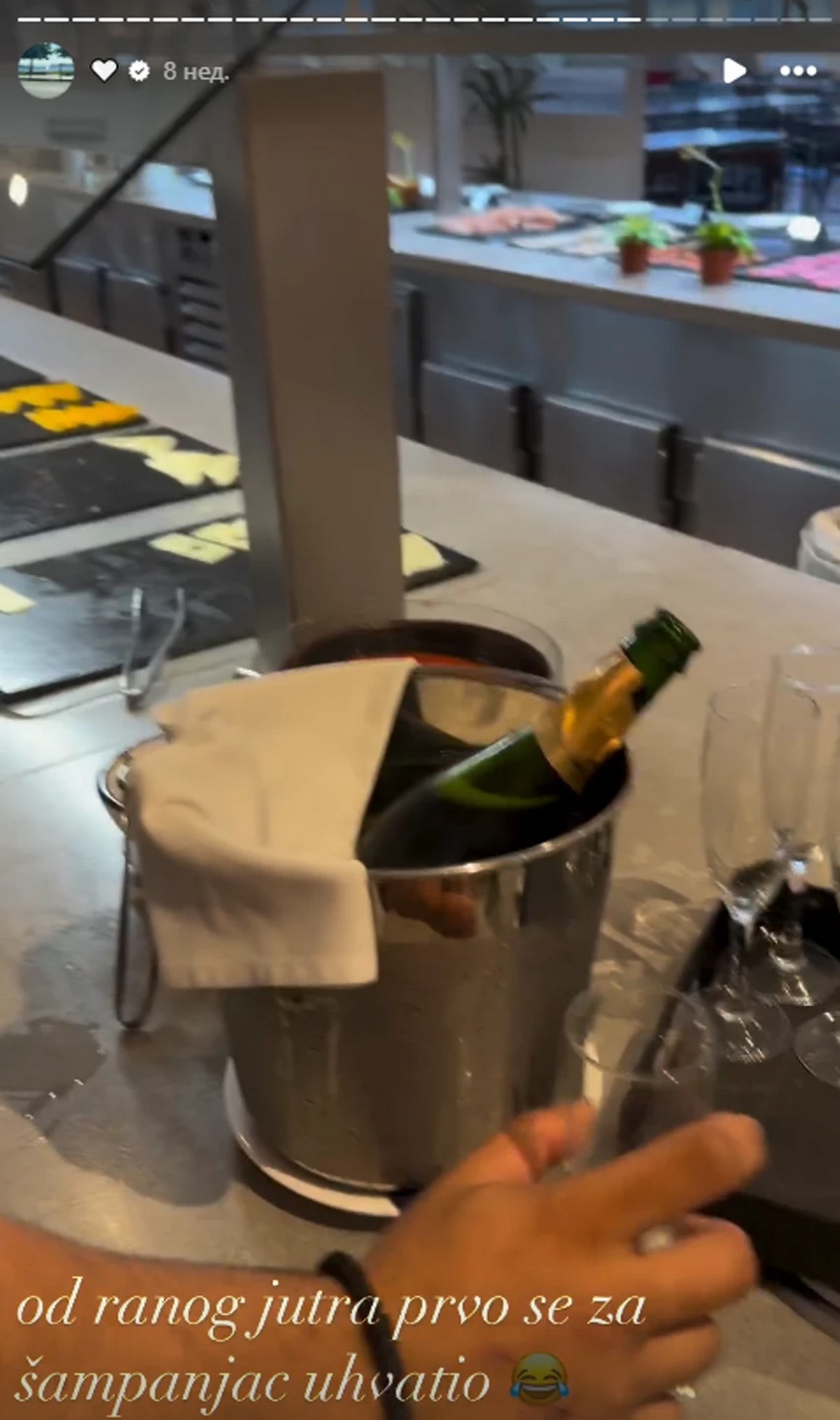 Išao sa devojkom u crkvu, a sada svi pričaju o snimku sa Majom Marinković: Ovo je misica koju je ljubio Nikola