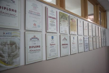 OŠ Fra Lovro Karaula, Livno, Bosna i Hercegovina